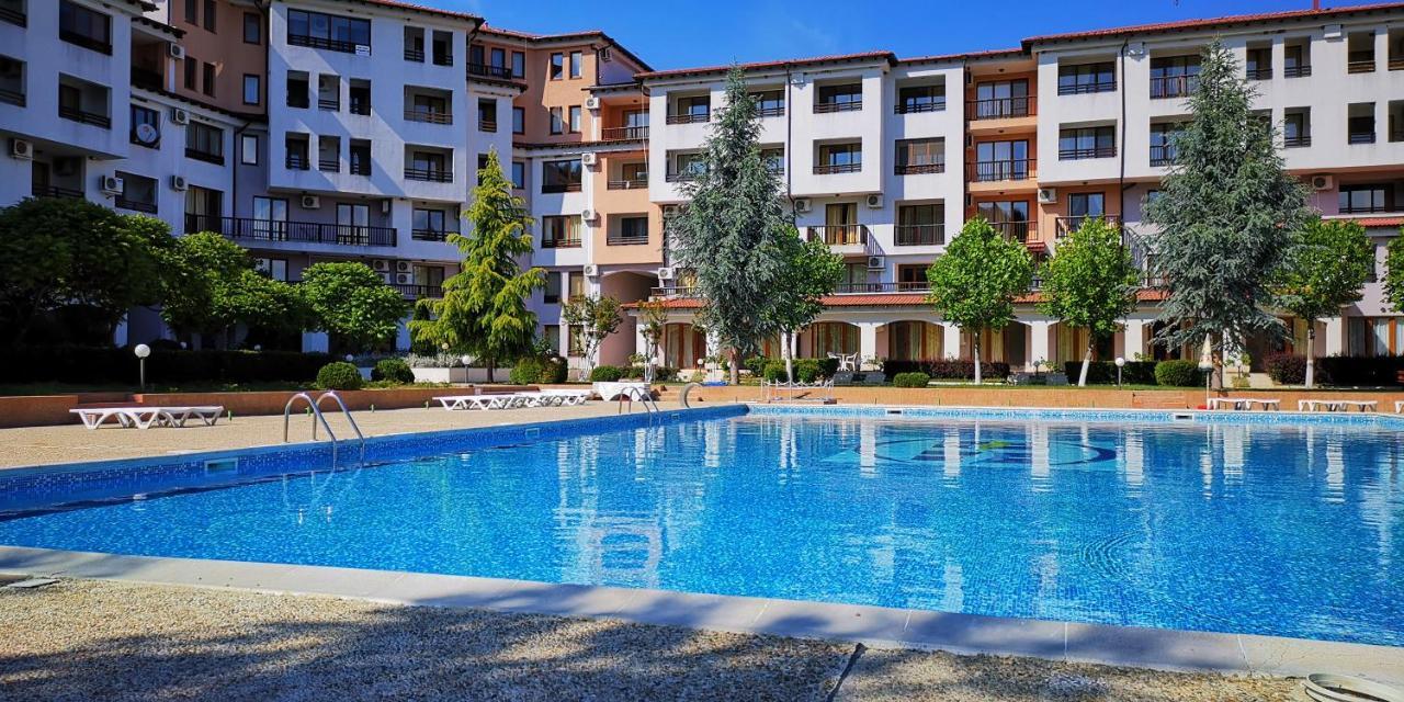 Villa Poesia, Harmony Hills Residence Рогачево Экстерьер фото